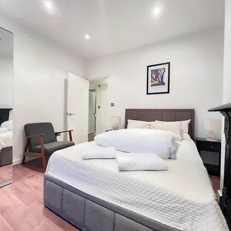 Prime Location Camden Luxury Apt Sleeps 6 London Exterior photo