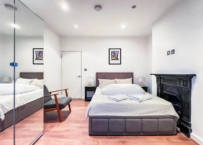 Prime Location Camden Luxury Apt Sleeps 6