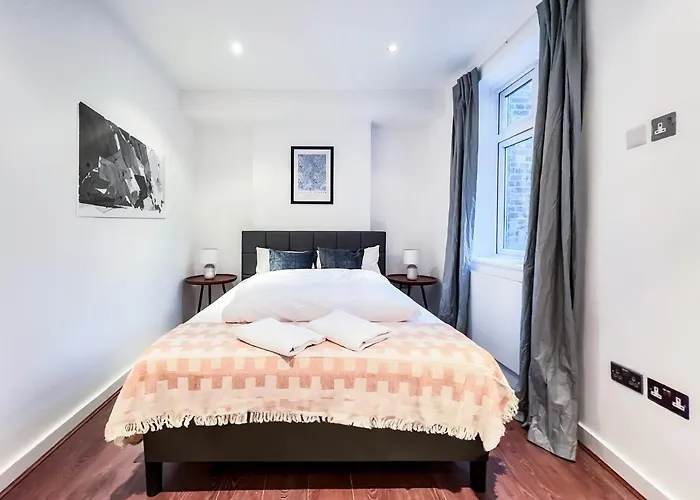 Prime Location Camden Luxury Apt Sleeps 6